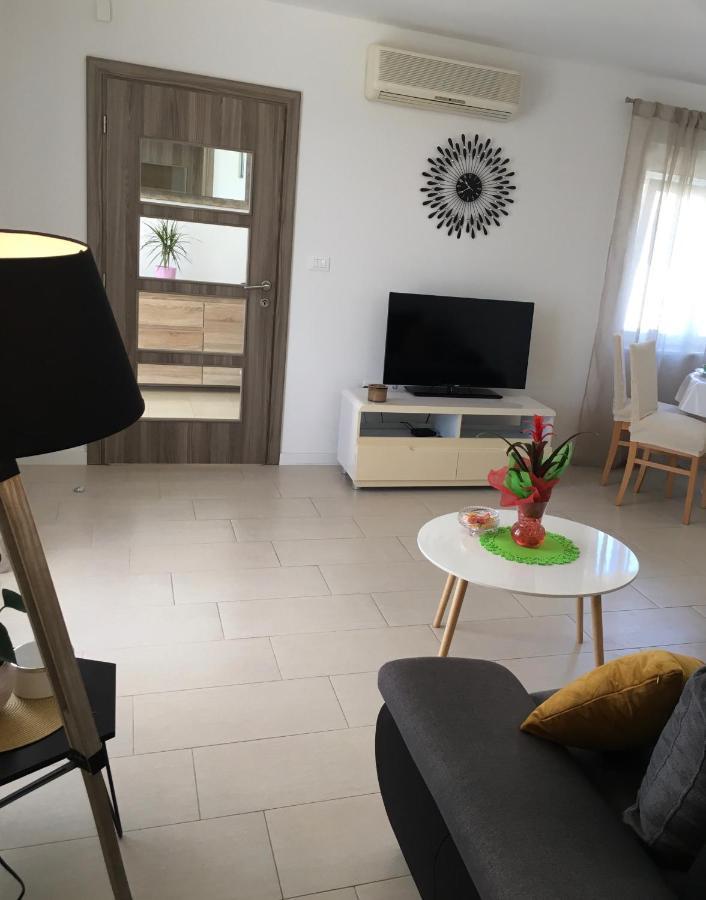 Kairos Trogir Exterior foto